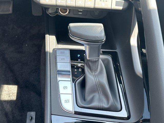 new 2025 Hyundai Elantra car, priced at $27,460