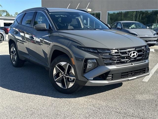 new 2025 Hyundai Tucson car, priced at $32,892