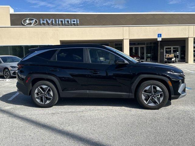 new 2025 Hyundai Tucson car, priced at $31,184