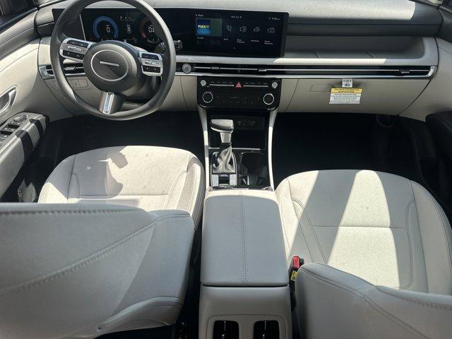 new 2025 Hyundai Tucson car, priced at $32,100