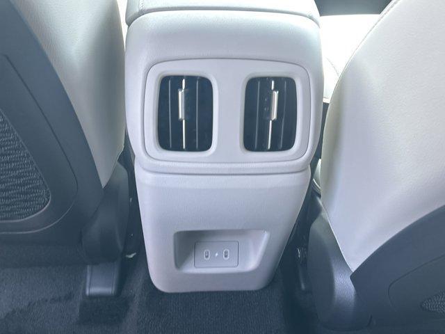 new 2025 Hyundai TUCSON Hybrid car, priced at $42,633