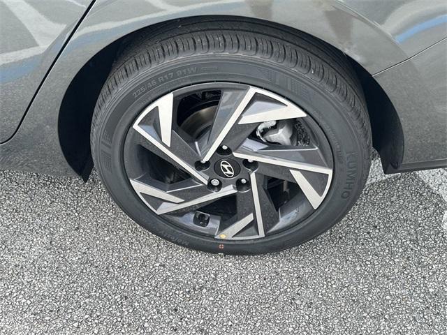 new 2025 Hyundai Elantra car, priced at $24,930