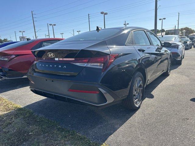 new 2024 Hyundai Elantra car, priced at $22,050