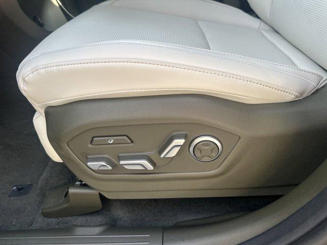 new 2025 Hyundai Santa Fe car, priced at $45,405