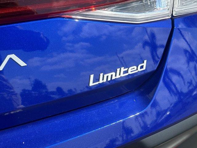 new 2025 Hyundai Elantra car, priced at $27,259