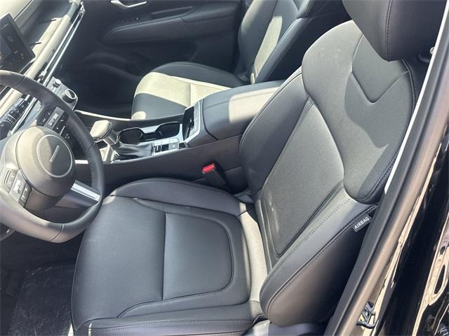 new 2025 Hyundai Tucson car, priced at $33,820
