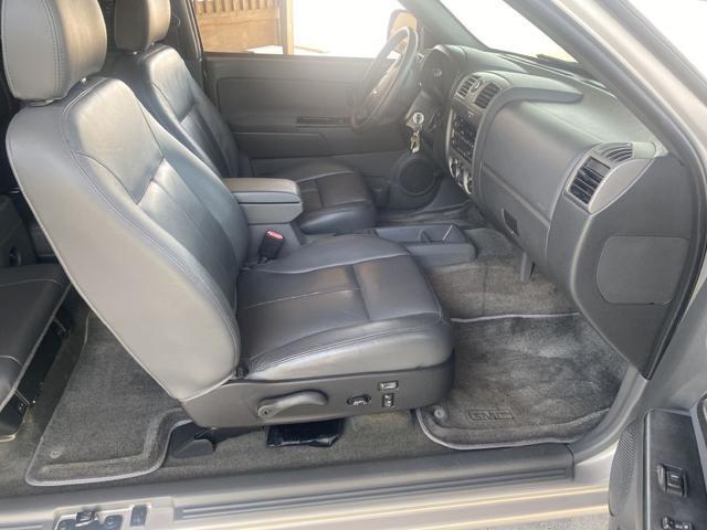 used 2006 GMC Canyon car, priced at $10,995
