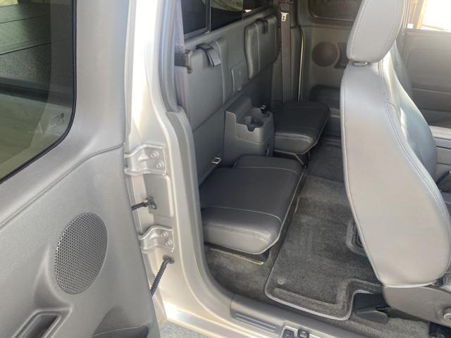used 2006 GMC Canyon car, priced at $10,995