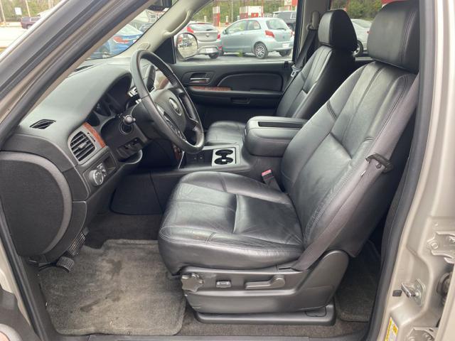 used 2008 Chevrolet Suburban car, priced at $14,995