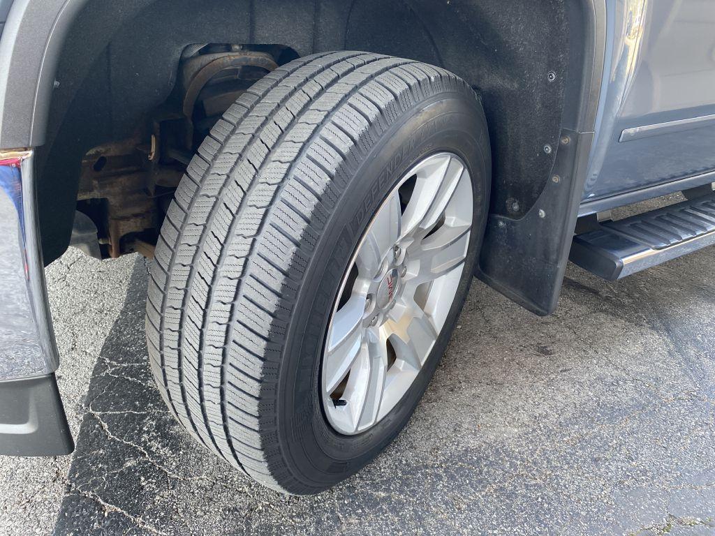 used 2015 GMC Sierra 1500 car, priced at $16,995