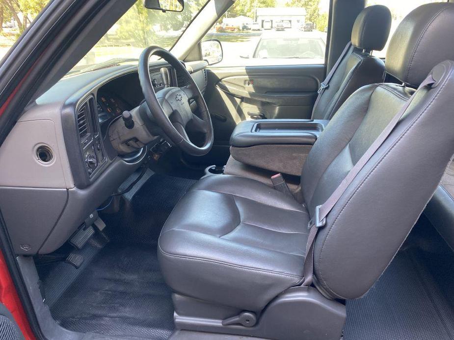 used 2006 Chevrolet Silverado 2500 car, priced at $14,995