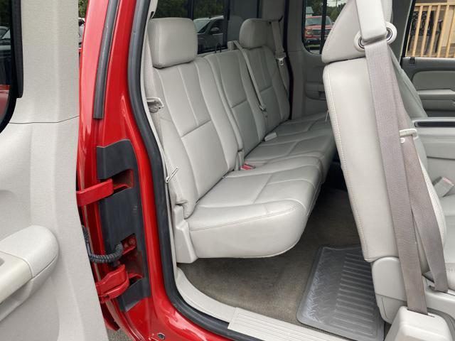 used 2007 Chevrolet Silverado 2500 car, priced at $16,995