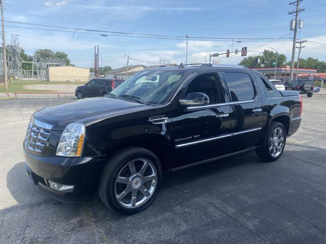 used 2013 Cadillac Escalade EXT car, priced at $23,995