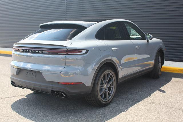 new 2025 Porsche Cayenne car, priced at $105,465