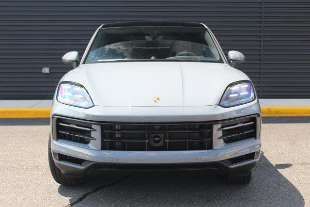 new 2025 Porsche Cayenne car, priced at $105,465