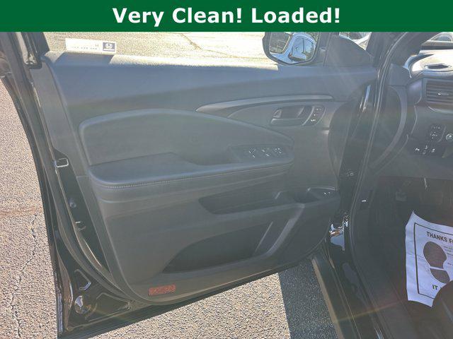 used 2022 Honda Passport car, priced at $32,491