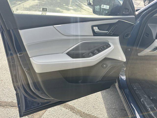 new 2025 Acura MDX car, priced at $60,150