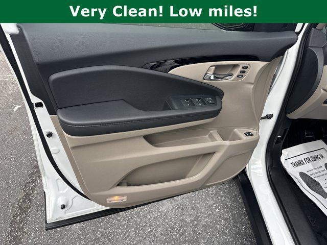 used 2022 Honda Pilot car, priced at $36,991