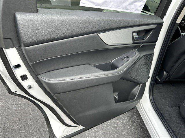 used 2024 Acura MDX car, priced at $52,991