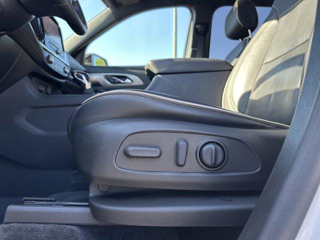 used 2022 Chevrolet Traverse car, priced at $31,991