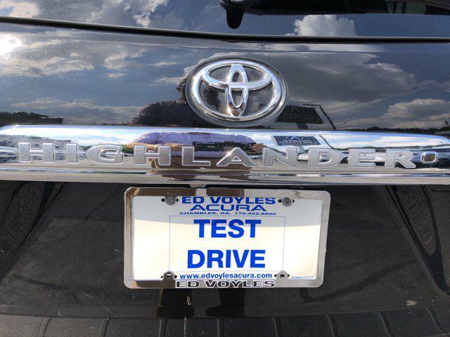 used 2013 Toyota Highlander car, priced at $10,787