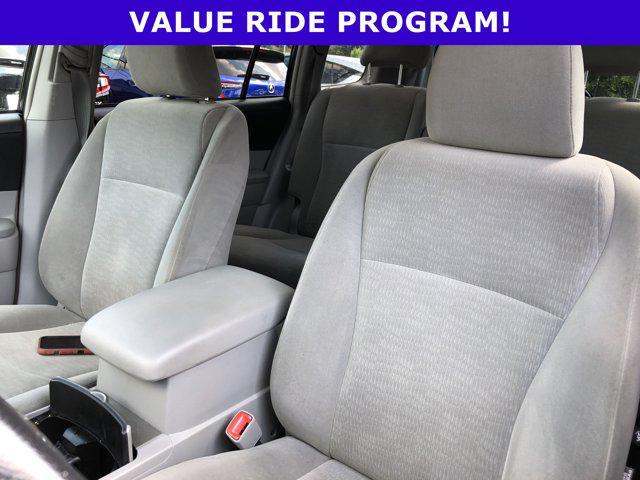 used 2013 Toyota Highlander car, priced at $9,987
