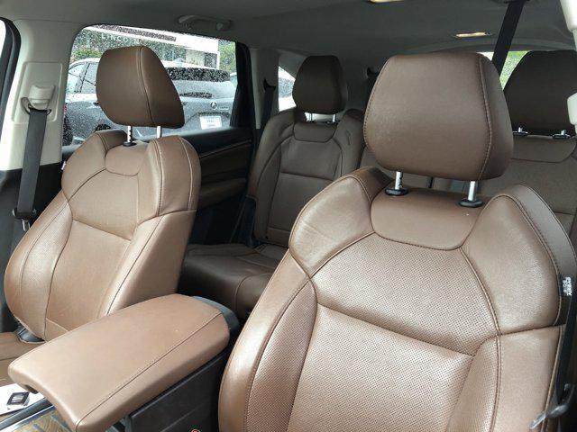 used 2019 Acura MDX car