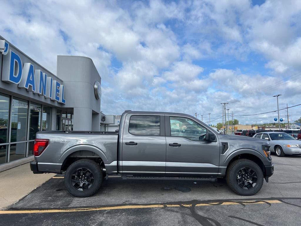 new 2025 Ford F-150 car, priced at $51,721