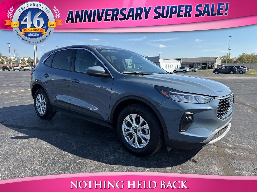 used 2023 Ford Escape car, priced at $23,000