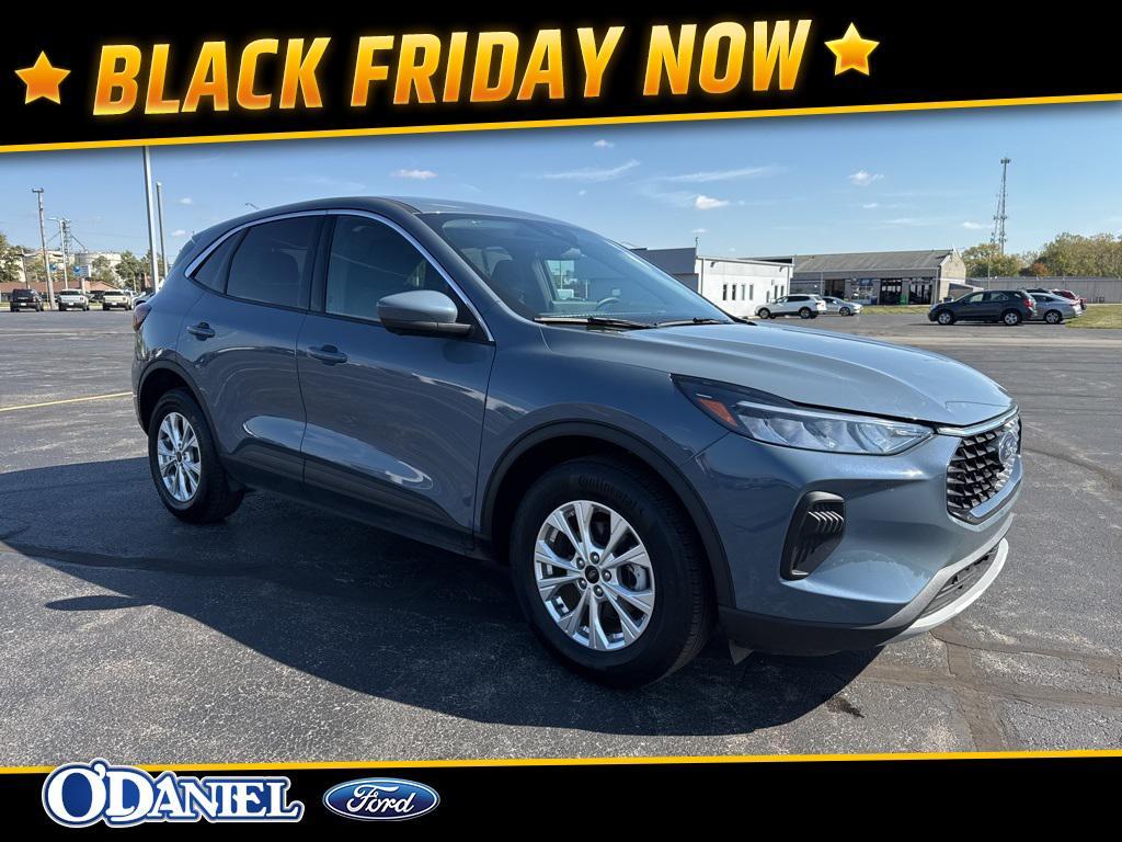 used 2023 Ford Escape car, priced at $22,500