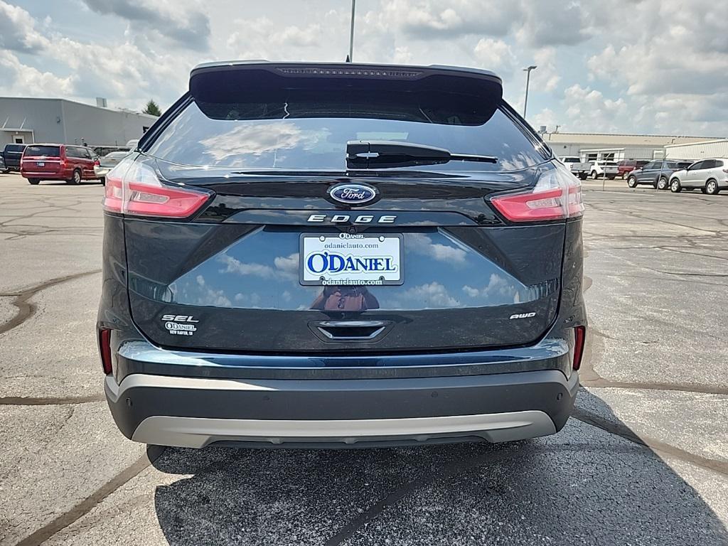 used 2022 Ford Edge car, priced at $25,000