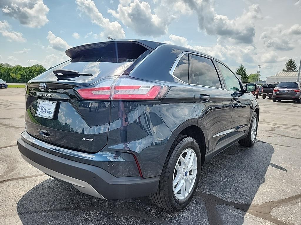 used 2022 Ford Edge car, priced at $25,000