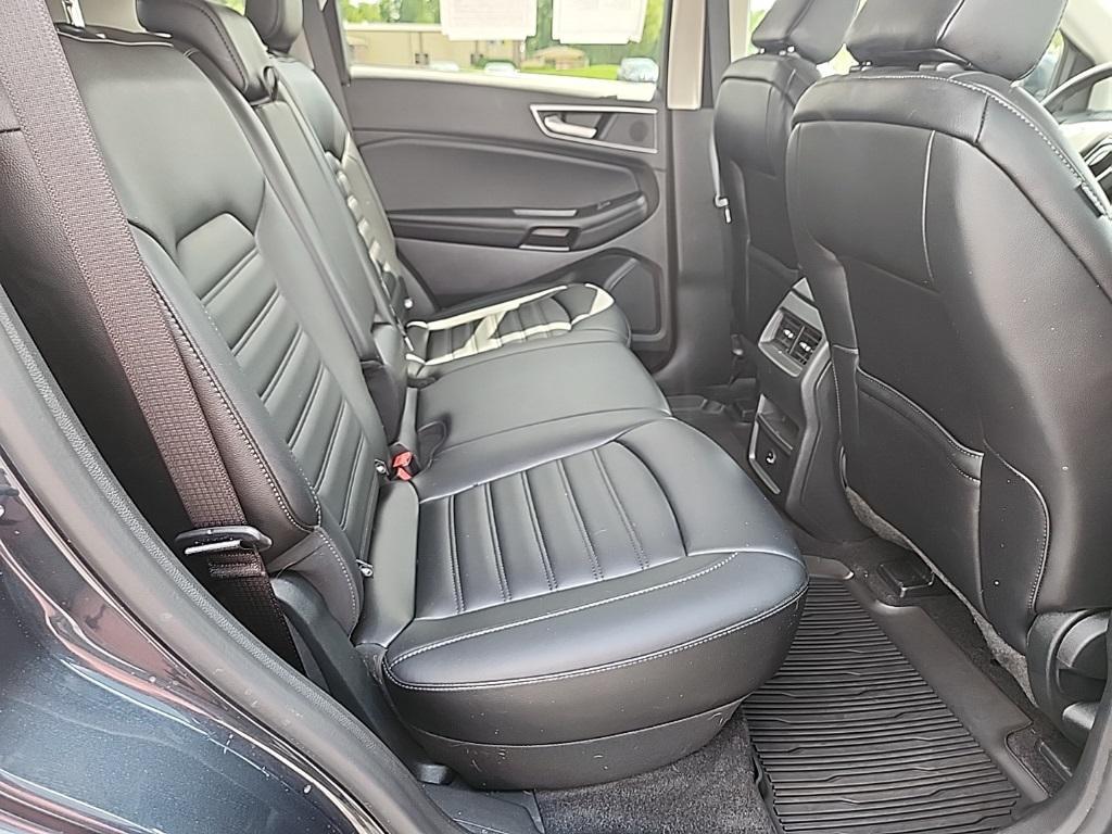 used 2022 Ford Edge car, priced at $25,000