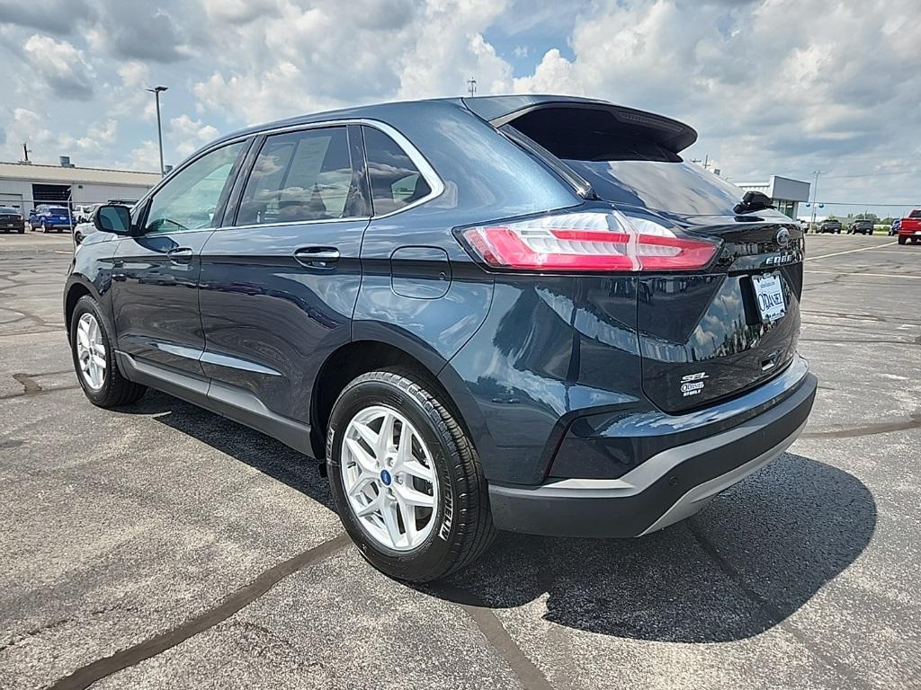 used 2022 Ford Edge car, priced at $25,000