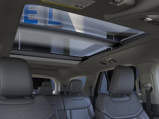 new 2025 Ford Explorer car, priced at $47,102