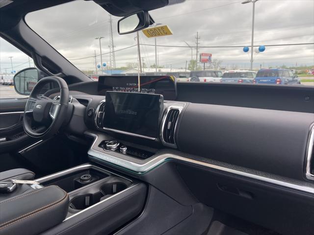 new 2025 Ford Expedition car, priced at $80,815
