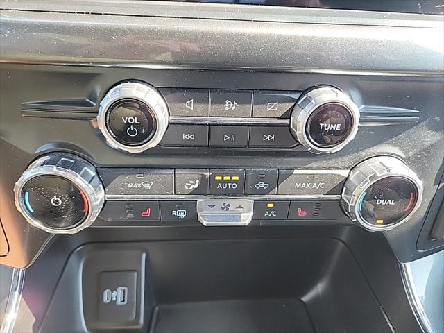 used 2022 Ford F-150 car, priced at $38,994