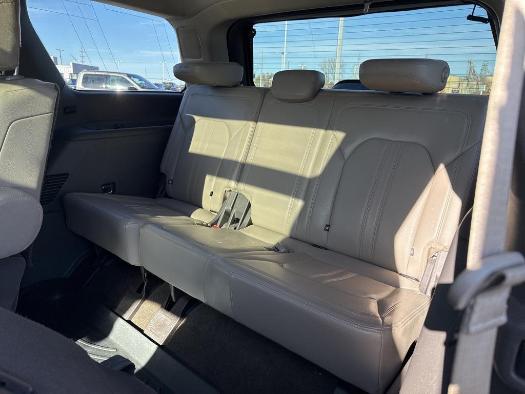 used 2019 Ford Expedition car, priced at $14,000