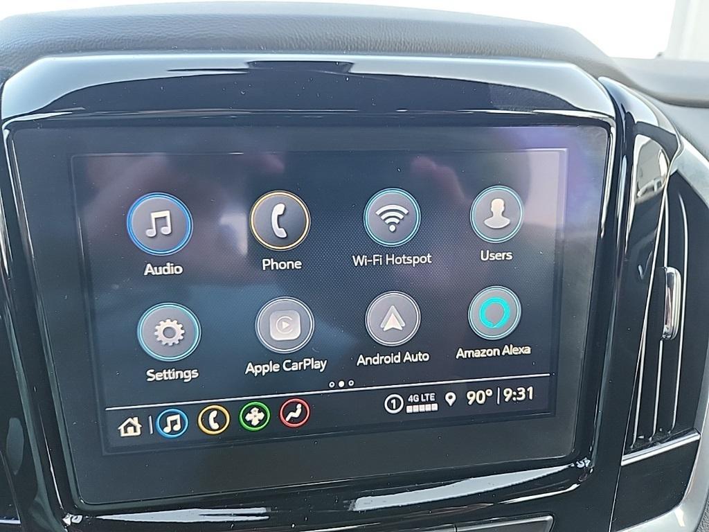 used 2023 Chevrolet Traverse car, priced at $27,995
