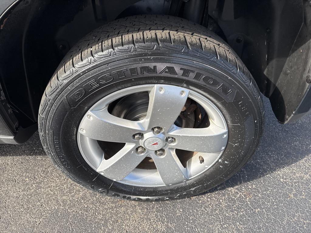 used 2009 Pontiac Torrent car, priced at $3,775