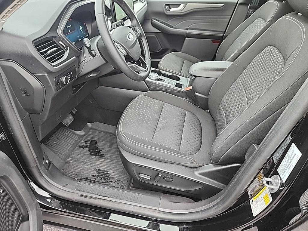 used 2023 Ford Escape car, priced at $25,000