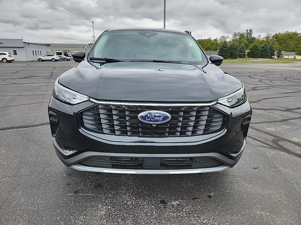 used 2023 Ford Escape car, priced at $25,000