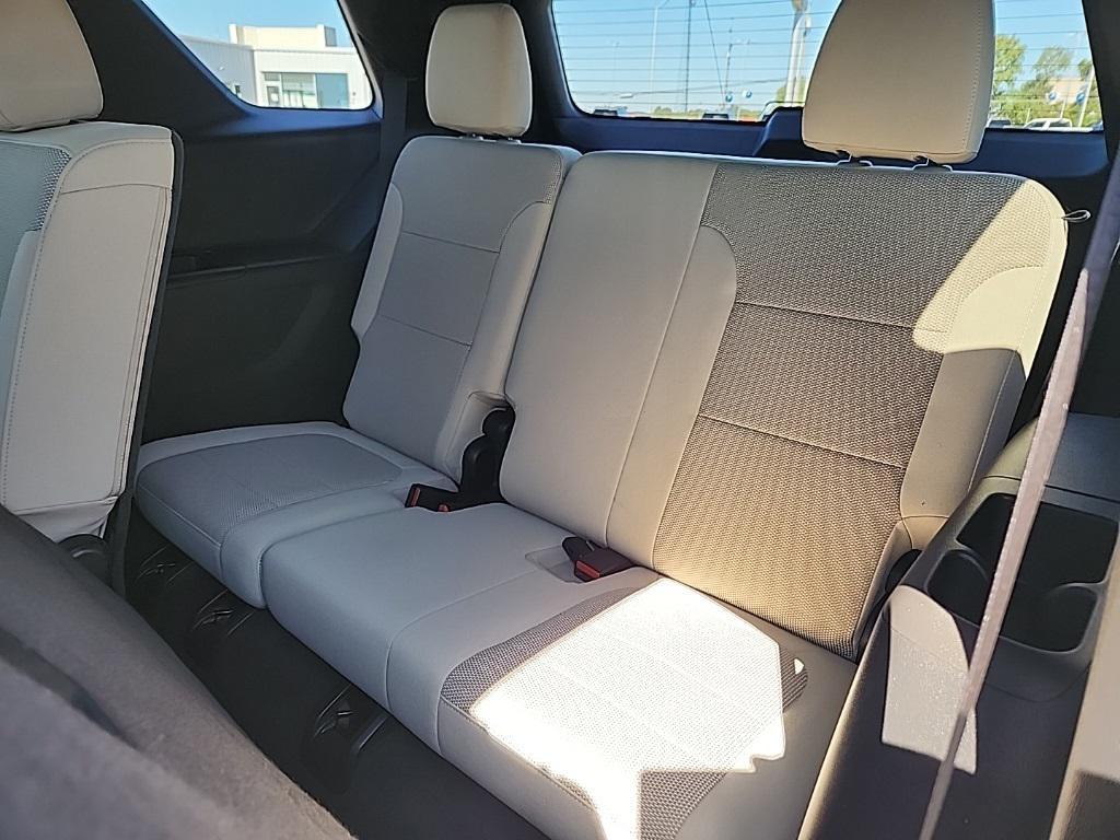 used 2022 Chevrolet Traverse car, priced at $26,248