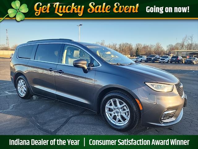 used 2022 Chrysler Pacifica car, priced at $20,000