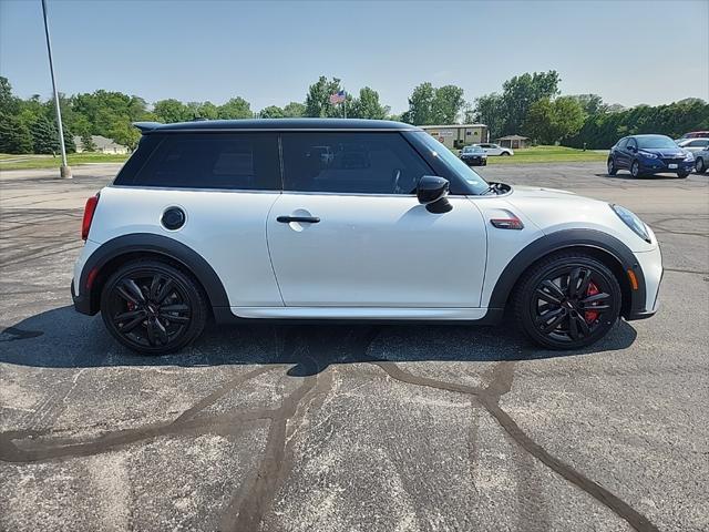 used 2023 MINI Hardtop car, priced at $30,000