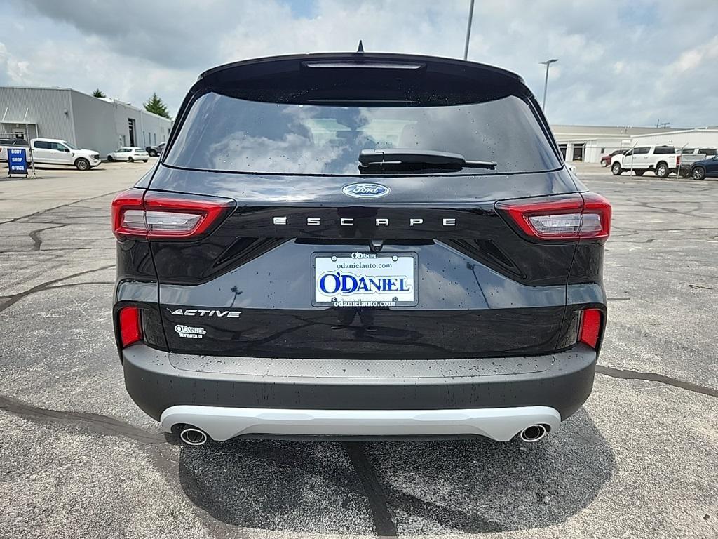 used 2025 Ford Escape car, priced at $24,799