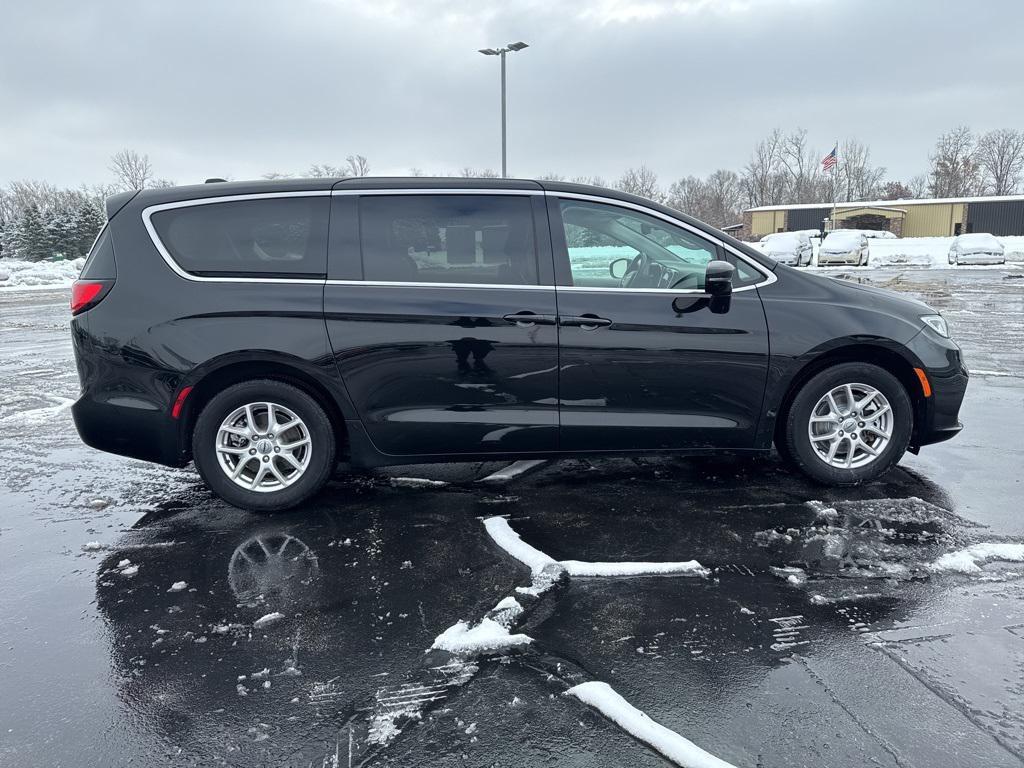 used 2024 Chrysler Pacifica car, priced at $28,000