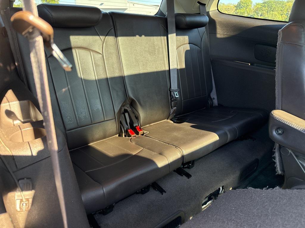 used 2014 Buick Enclave car, priced at $8,000