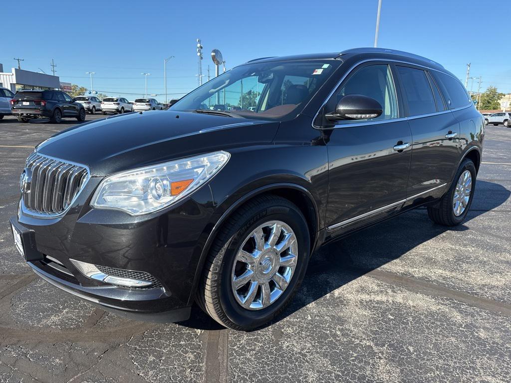 used 2014 Buick Enclave car, priced at $8,000