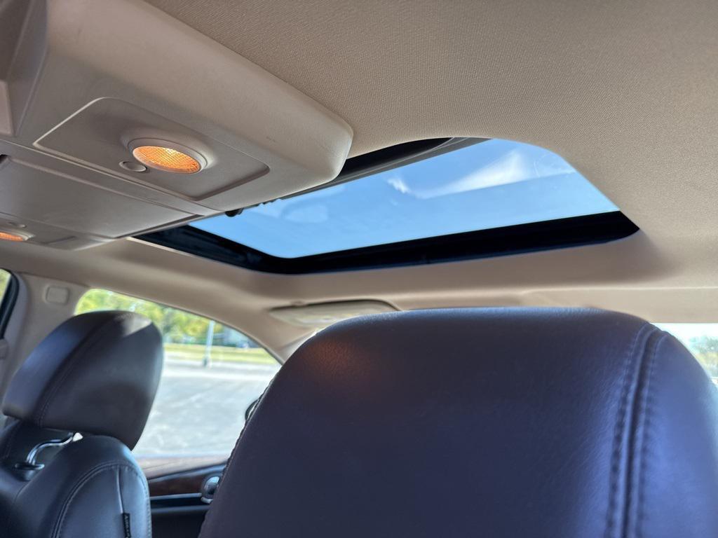 used 2014 Buick Enclave car, priced at $8,000